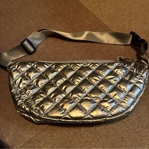 SHEIN Metallic Silver Quilted Crossbody Bag